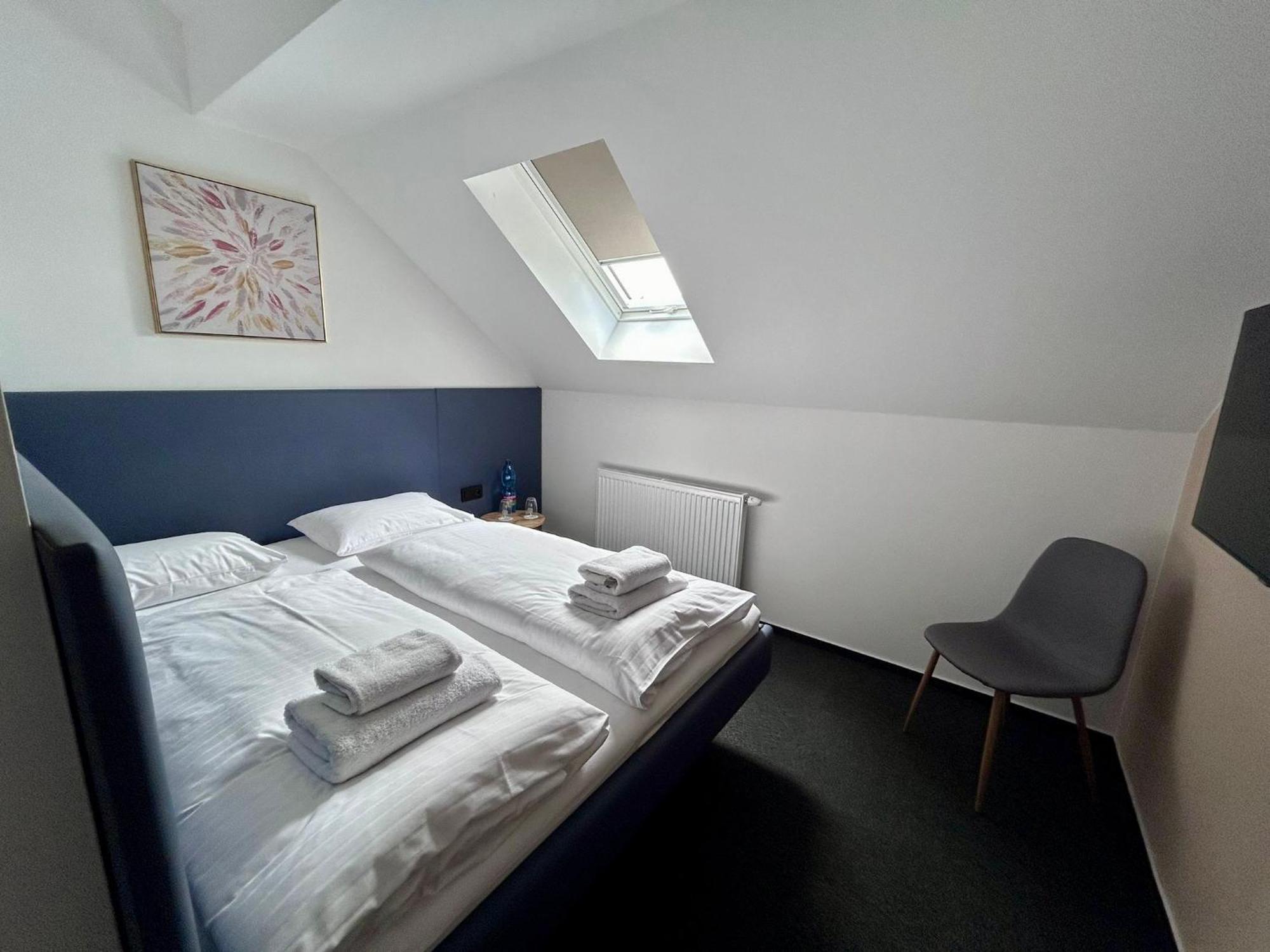 Hotel Golden Golem & Praha
